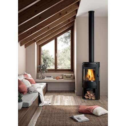 Купить Печь-камин Invicta Poele Neosen Etanche в интерьере чугунная в Бресте в Бресте