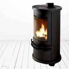 Купить Печь-камин Invicta Orense в интерьере чугунная в Бресте в Бресте