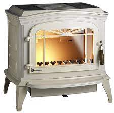 Купить Печь-камин Invicta Bradford красная эмаль в интерьере чугунная в Бресте в Бресте