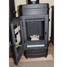 Печь-камин чугунный Invicta Remilly в интерьере Амазонка бай фото в Бресте