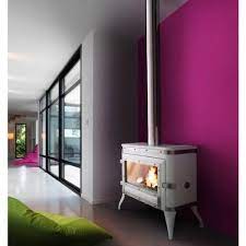 Печь-камин чугунный Invicta Bradford в интерьере Амазонка бай фото в Бресте