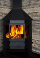 Печь-камин Бавария Мюнхен пристенно-угловой черный фото в интерьере в Бресте