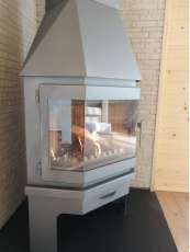 Стальной камин Мюнхен угловой графит фото с боку в Бресте