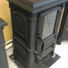 Печь-камин чугунный FireWay Bruno в интерьере чёрный Амазонка бай фото в Бресте