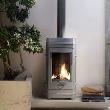 Печь-камин Invicta Chatel чугун в интерьере Амазонка бай фото в Бресте