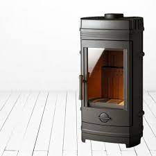 Печь-камин Invicta Cassine чугун в интерьере Амазонка бай фото в Бресте