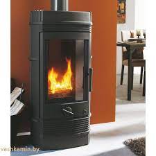 Печь-камин чугунный Invicta Gomont в интерьере Амазонка бай фото в Бресте