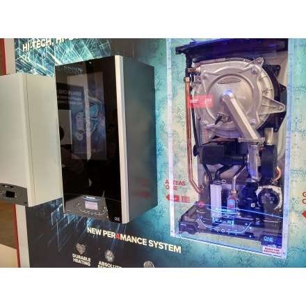 Конденсационный газовый котел Ariston GENUS ONE 35 в Бресте